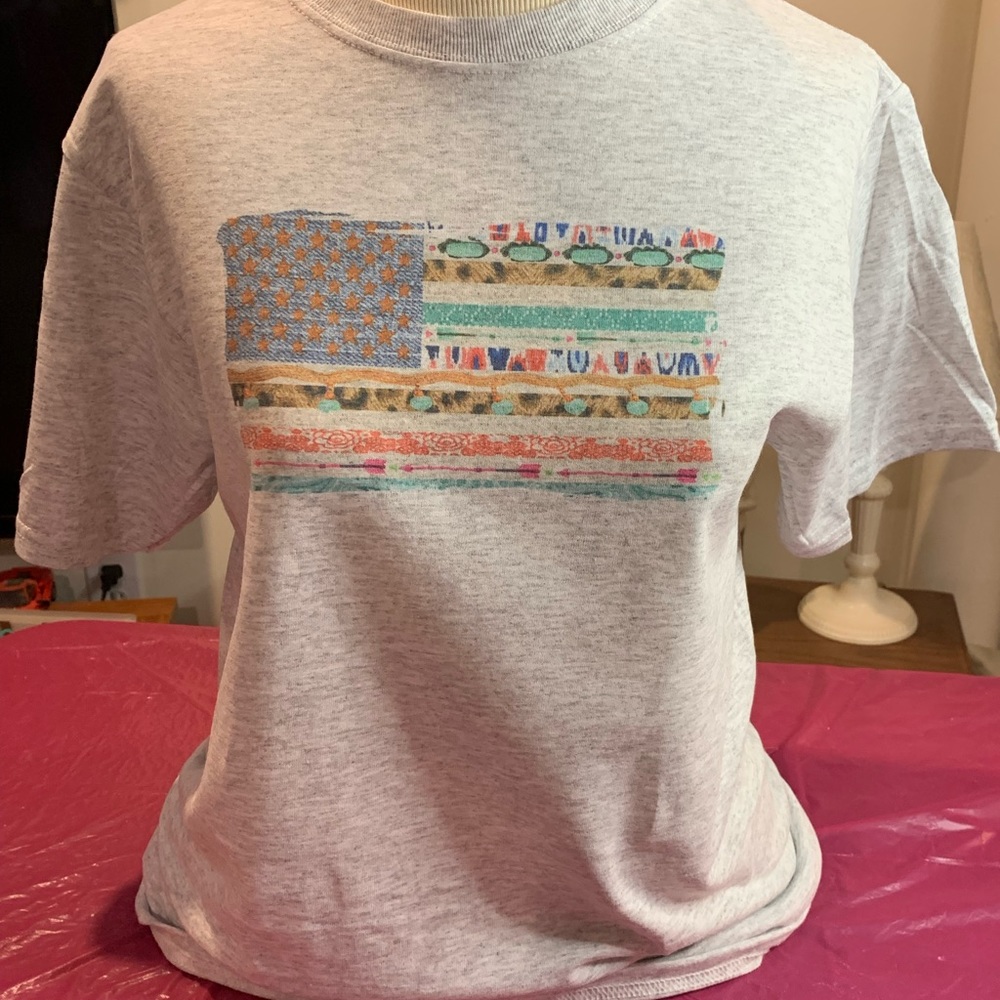 Graphic tee